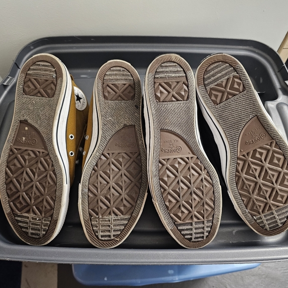 Converse 2 pair Bundle Mid top Canvas Sneaker Yellow & Black Men's sz 10.5 - Picture 9 of 9